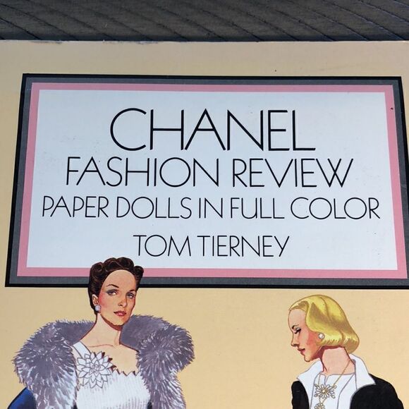 Chanel Fashion Review Paper Dolls in Full Color by Tom Tierney. 1986. Ultra Rare - Picture 1 of 17